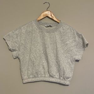 Small Cinched Gray Top NWT